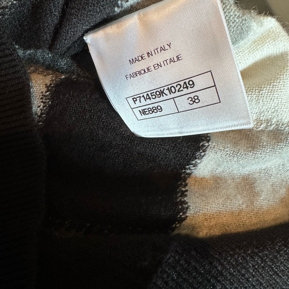 Chanel Argyle Pullover - Picture 11 of 13